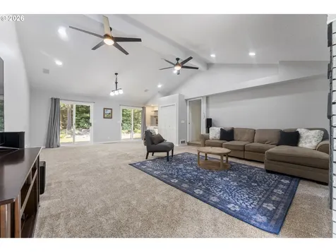3127 Orchard Heights Road NW Salem OR 97304
