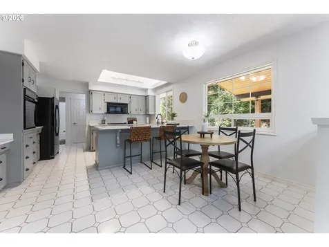 3127 Orchard Heights Road NW Salem OR 97304