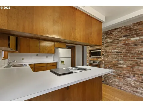 1055 Cascade Drive NW Salem OR 97304