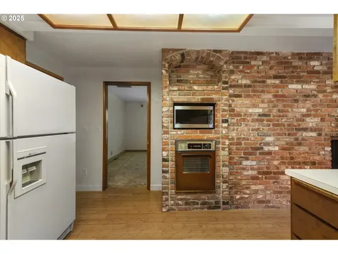 1055 Cascade Drive NW Salem OR 97304