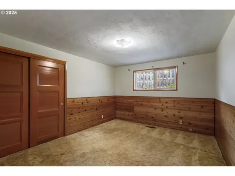 1055 Cascade Drive NW Salem OR 97304