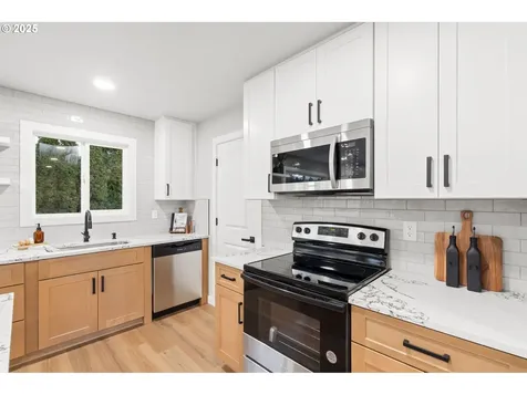 8715 NE 57th Street Vancouver WA 98662