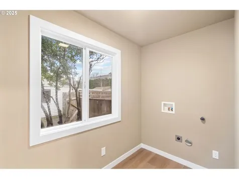8715 NE 57th Street Vancouver WA 98662