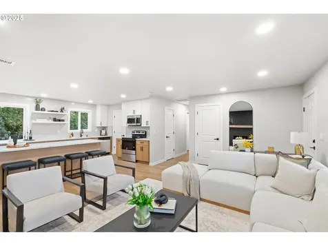 8715 NE 57th Street Vancouver WA 98662