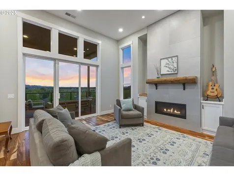 2842 NW Mount Ashland Lane Mcminnville OR 97128