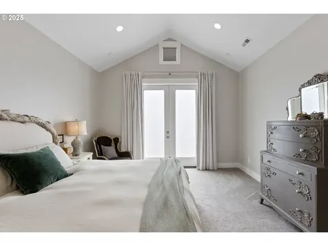 2842 NW Mount Ashland Lane Mcminnville OR 97128