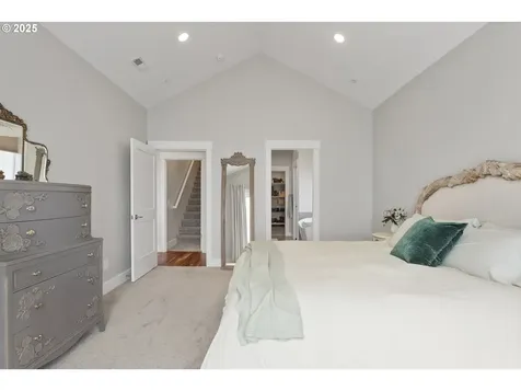 2842 NW Mount Ashland Lane Mcminnville OR 97128