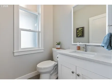 2842 NW Mount Ashland Lane Mcminnville OR 97128