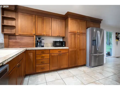 15928 N Umpqua Highway Roseburg OR 97470