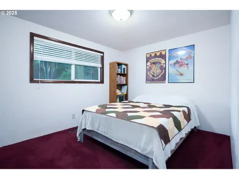 15928 N Umpqua Highway Roseburg OR 97470