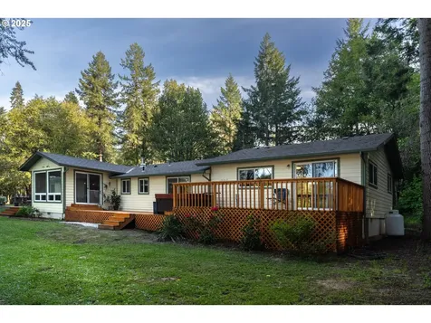 15928 N Umpqua Highway Roseburg OR 97470