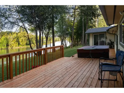 15928 N Umpqua Highway Roseburg OR 97470