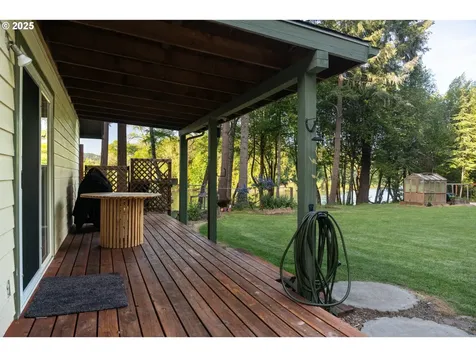 15928 N Umpqua Highway Roseburg OR 97470