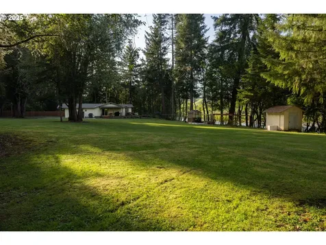 15928 N Umpqua Highway Roseburg OR 97470