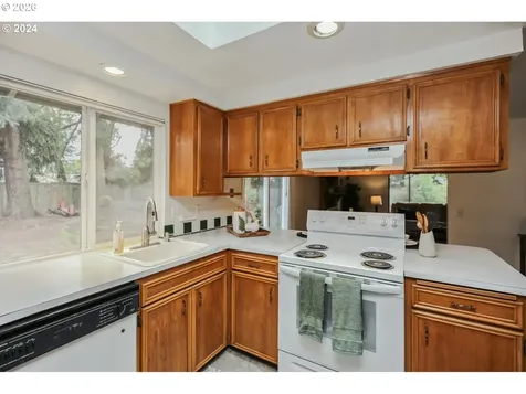 2420 Willona Drive Eugene OR 97408