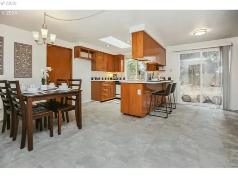 2420 Willona Drive Eugene OR 97408