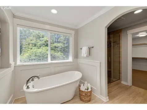 4537 SW 60th Place Portland OR 97221