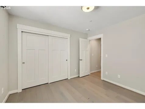 4537 SW 60th Place Portland OR 97221