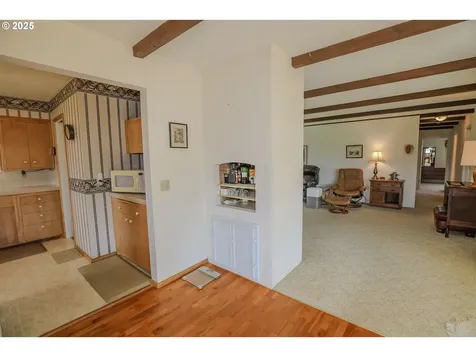 383 Little Valley Road Roseburg OR 97471