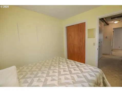 383 Little Valley Road Roseburg OR 97471