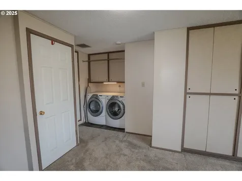 383 Little Valley Road Roseburg OR 97471