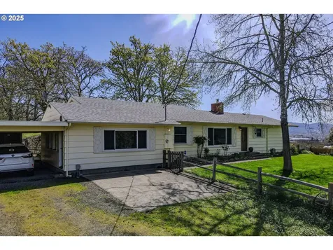383 Little Valley Road Roseburg OR 97471