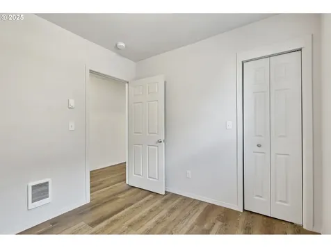 306 18th Avenue Longview WA 98632
