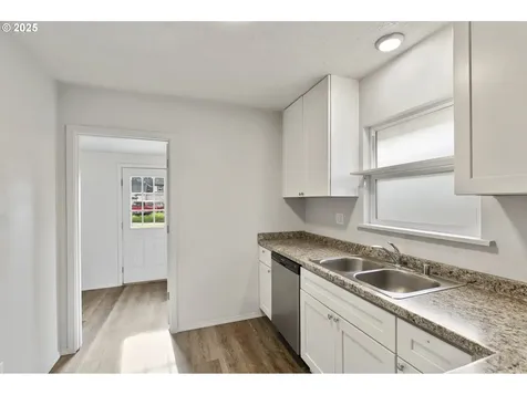 306 18th Avenue Longview WA 98632