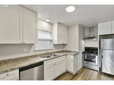 306 18th Avenue Longview WA 98632