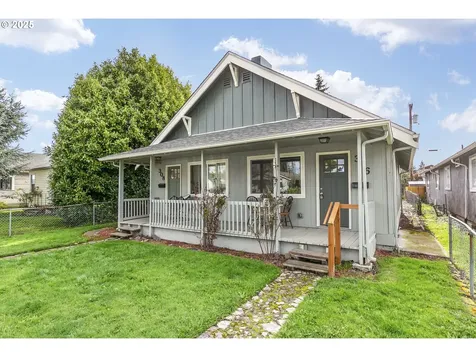 306 18th Avenue Longview WA 98632