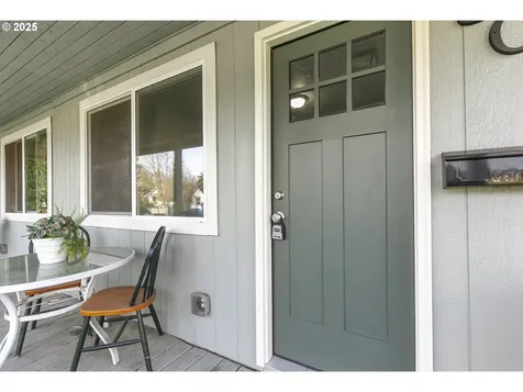 306 18th Avenue Longview WA 98632