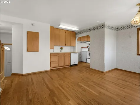 3168 Harrison Avenue Astoria OR 97103