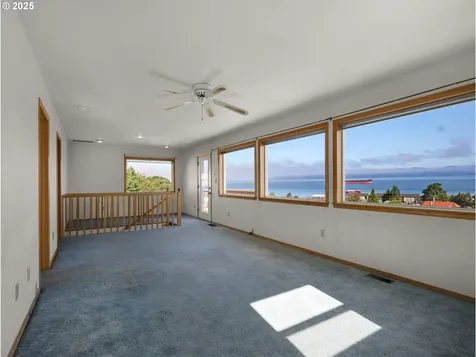 3168 Harrison Avenue Astoria OR 97103