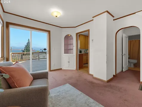 3168 Harrison Avenue Astoria OR 97103