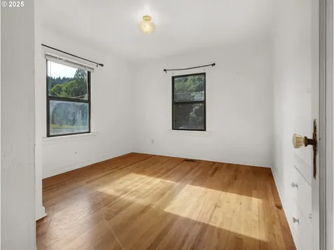 3168 Harrison Avenue Astoria OR 97103