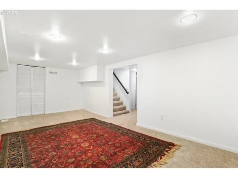 9897 NW Hoge Avenue Portland OR 97231