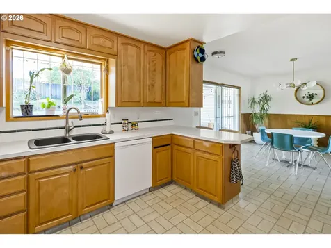 10818 SE Clay Street Portland OR 97216