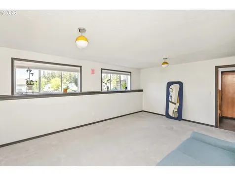 10818 SE Clay Street Portland OR 97216