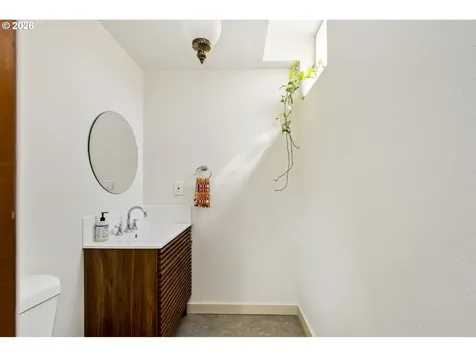 10818 SE Clay Street Portland OR 97216