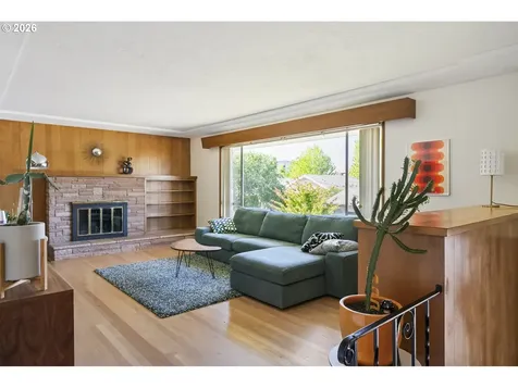 10818 SE Clay Street Portland OR 97216