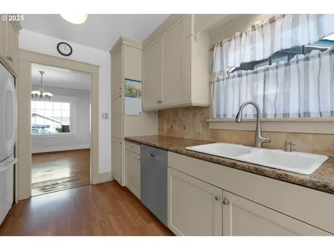1149 Jerome Avenue Astoria OR 97103