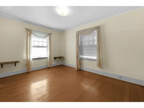 1149 Jerome Avenue Astoria OR 97103