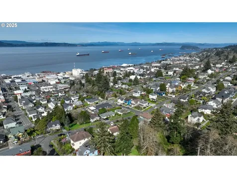 1149 Jerome Avenue Astoria OR 97103
