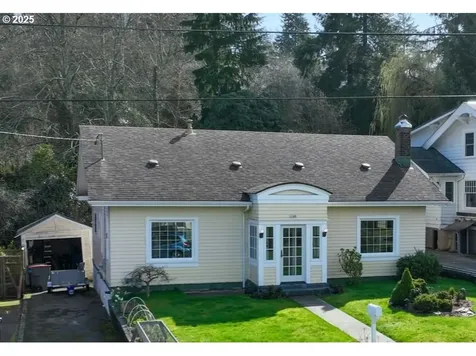 1149 Jerome Avenue Astoria OR 97103