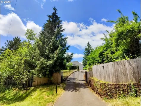 8571 Se 150th Avenue Happy Valley OR 97086