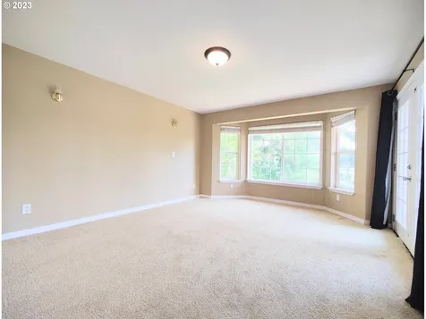 8571 Se 150th Avenue Happy Valley OR 97086