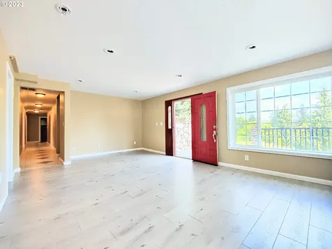 8571 Se 150th Avenue Happy Valley OR 97086