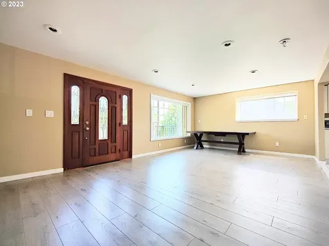 8571 Se 150th Avenue Happy Valley OR 97086