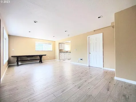 8571 Se 150th Avenue Happy Valley OR 97086