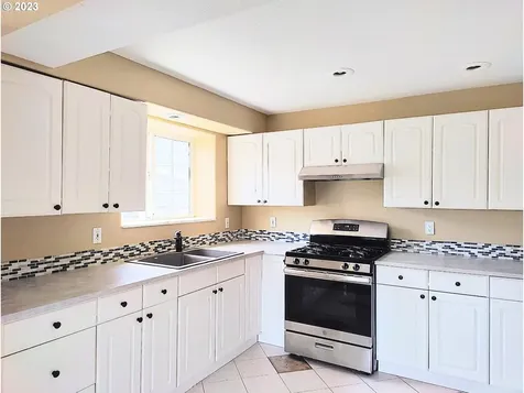 8571 Se 150th Avenue Happy Valley OR 97086